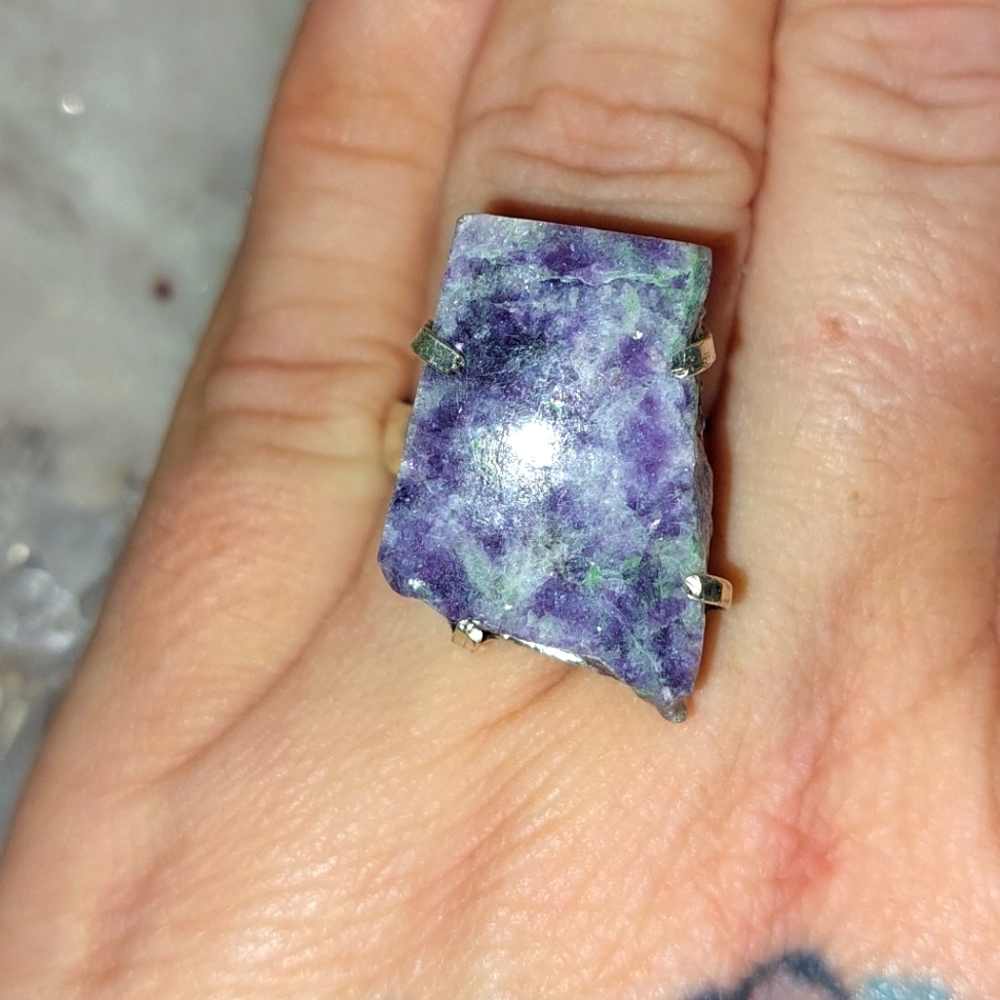 Lepidolite Rough Cut Ring - Picture 1 of 7